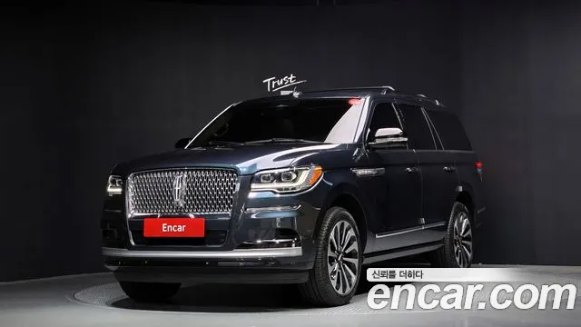 Lincoln Navigator 2022
