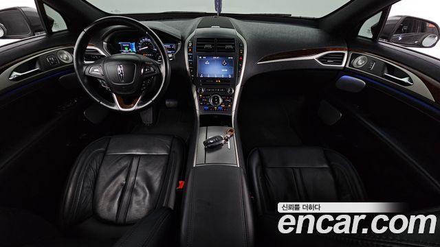 Lincoln MKZ 2020