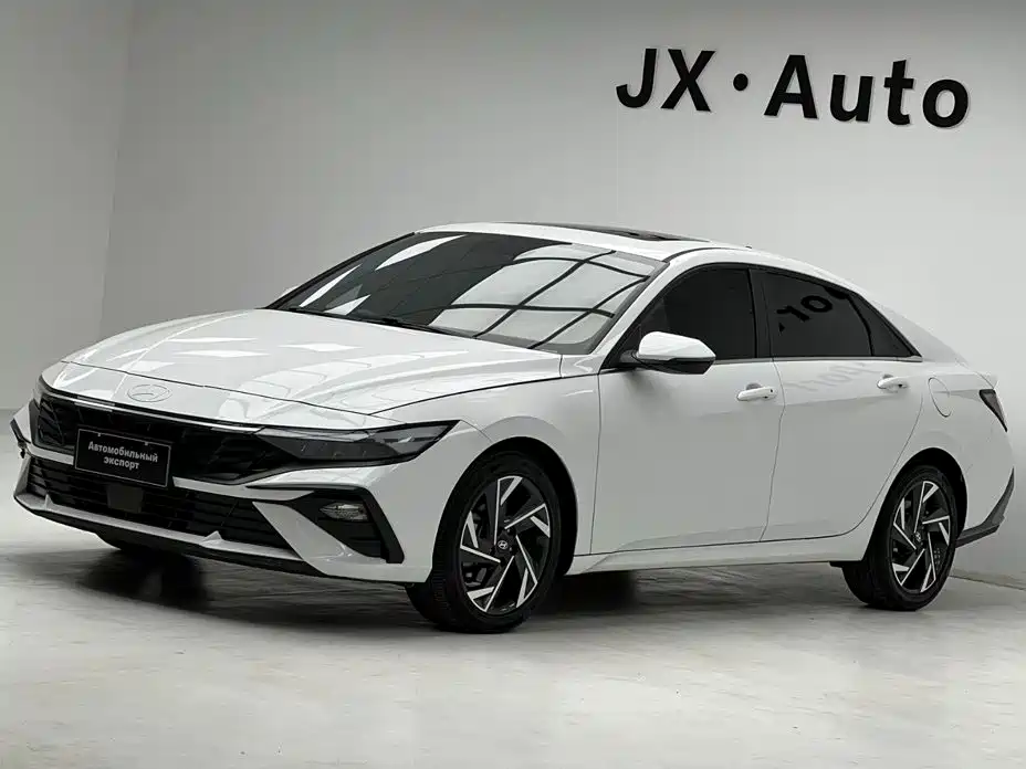 Hyundai Elantra 2023