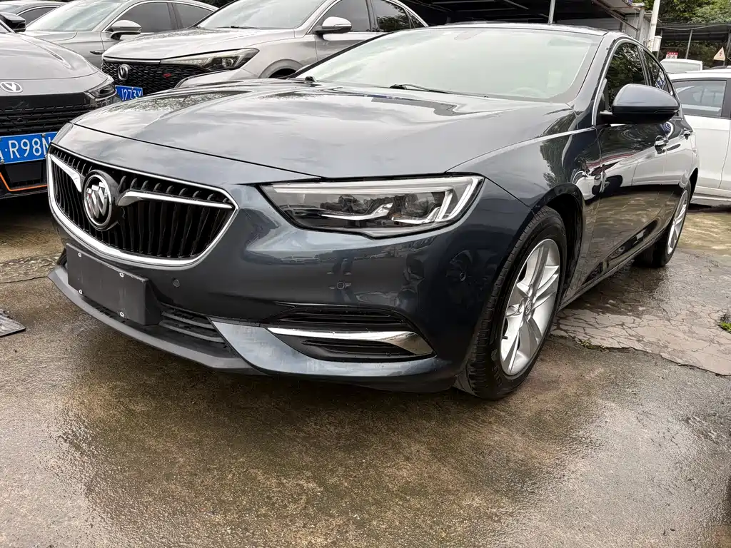 Buick Regal 2021