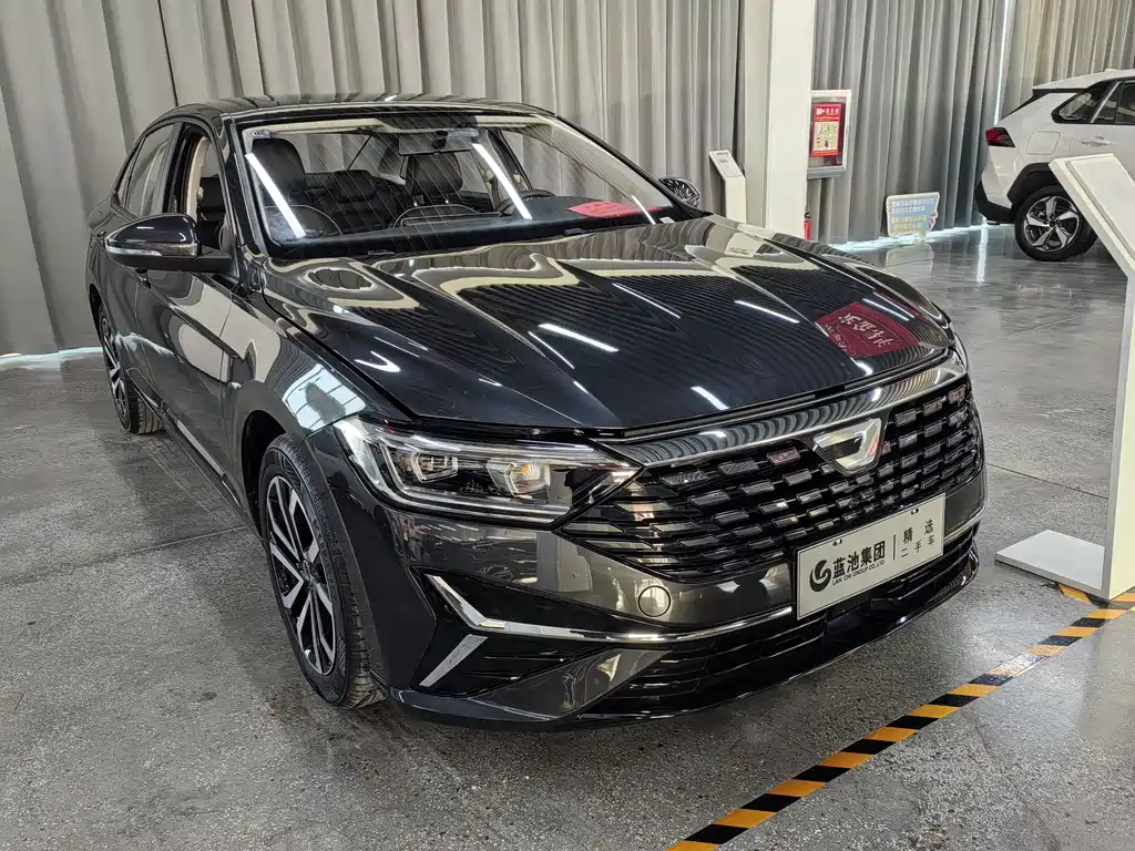 Jetta VA7 2025