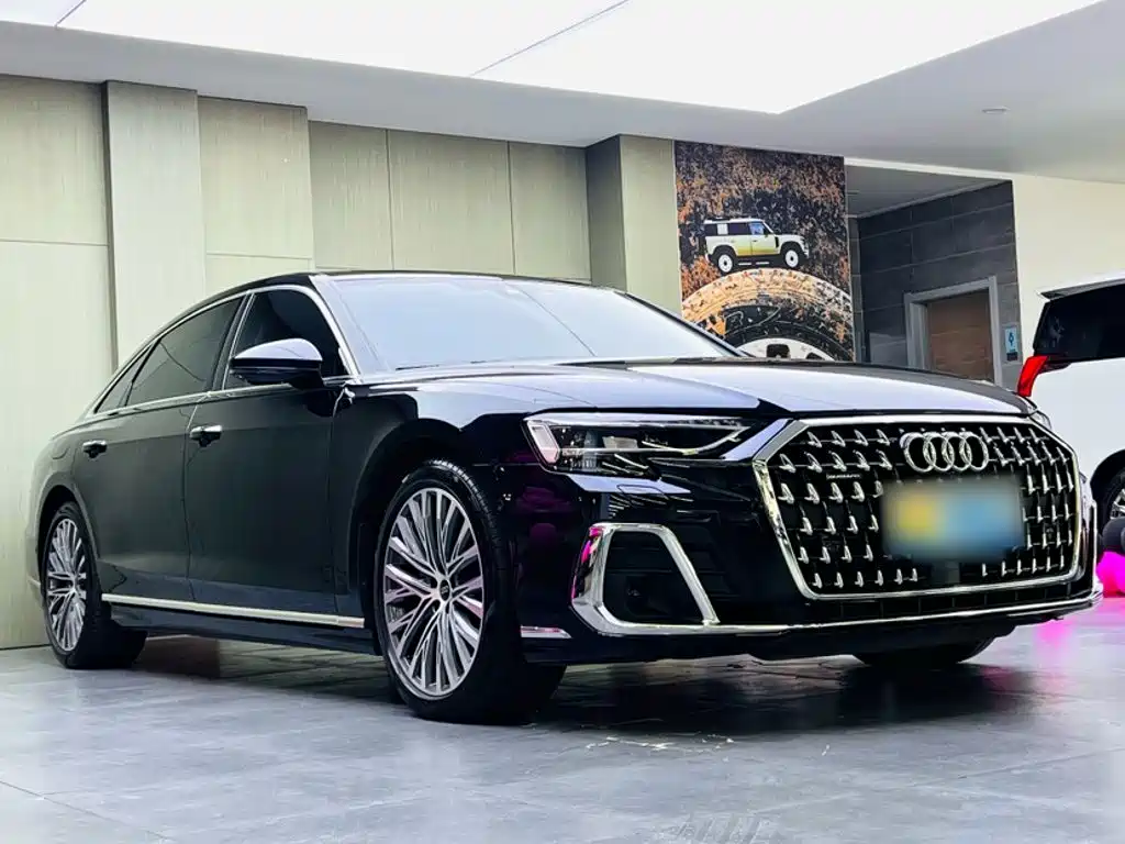 Audi A8 2025