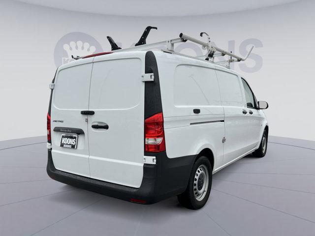 Mercedes-Benz Metris 2023