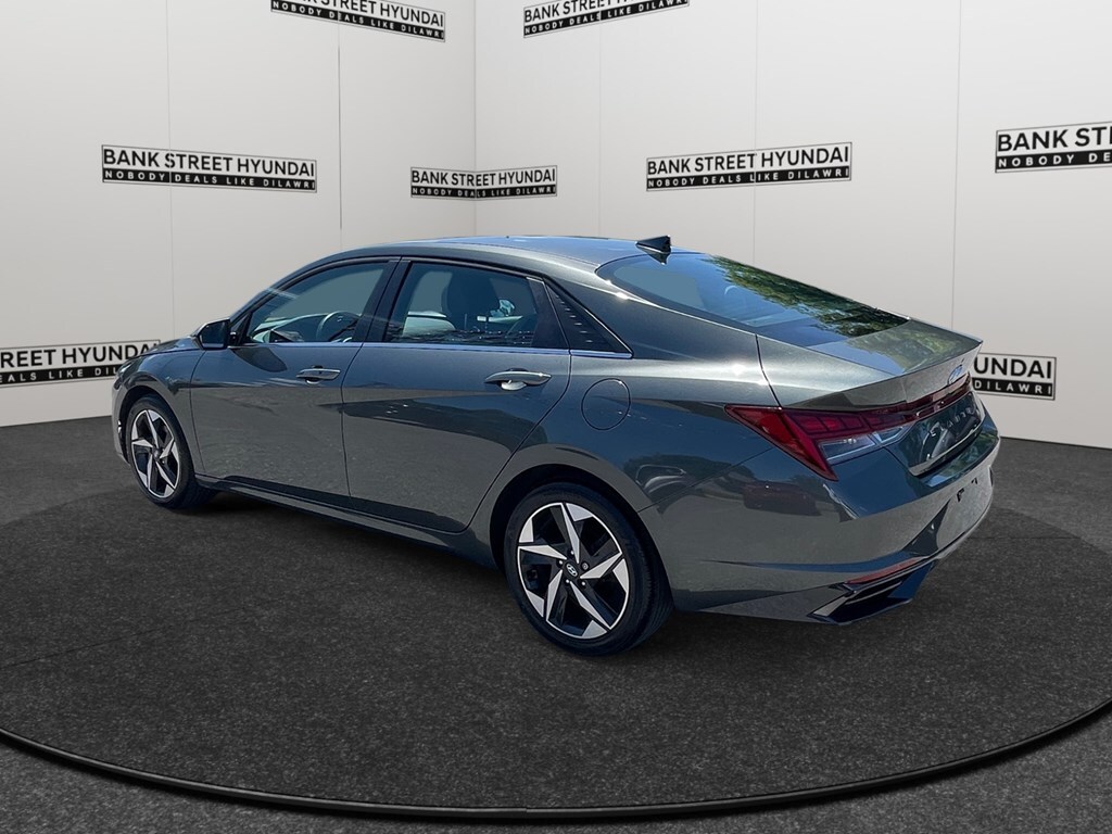 Hyundai Elantra 2023