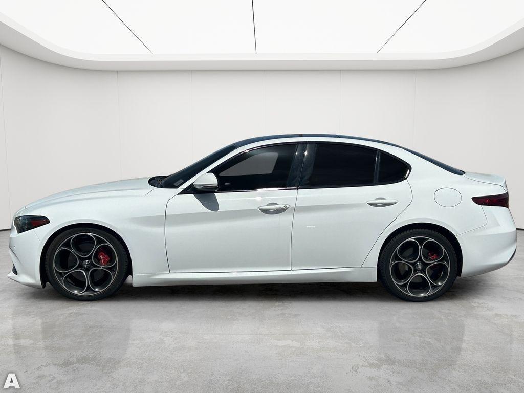 Alfa Romeo Giulia 2022