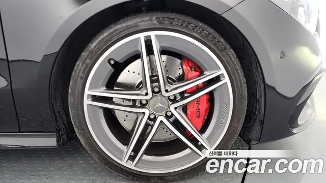 Mercedes-Benz CLA 2021