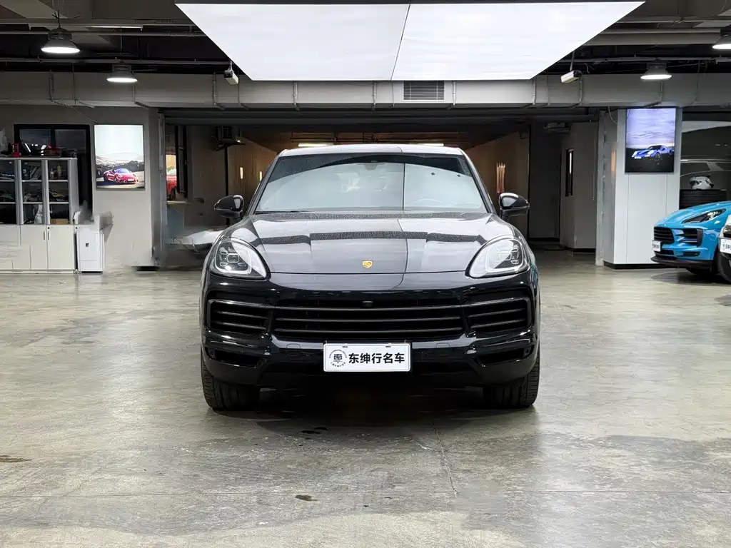 Porsche Cayenne 2023