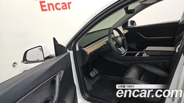 Tesla Model Y 2021