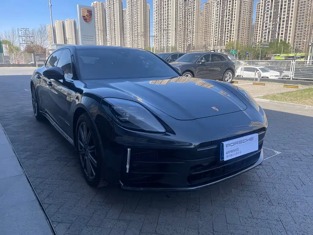 Porsche Panamera 2024