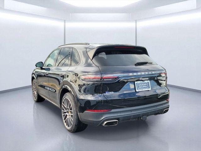 Porsche Cayenne 2022