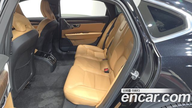 Volvo S90 2023