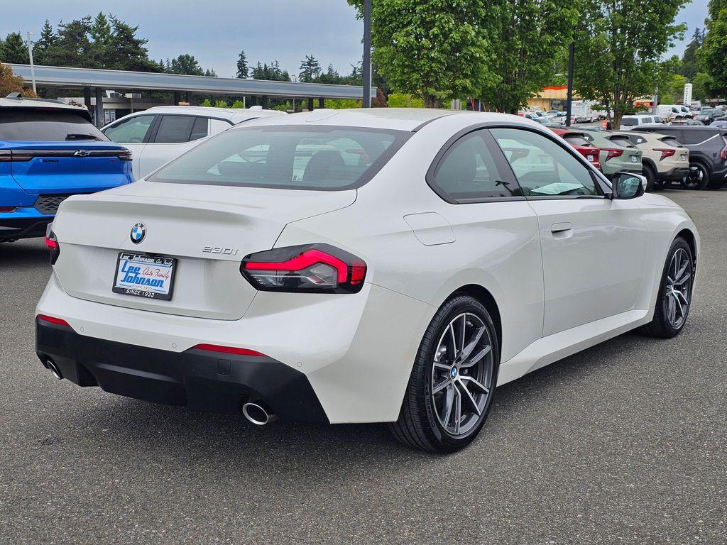 BMW 230 2024