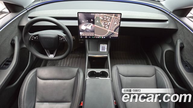 Tesla Model 3 2024