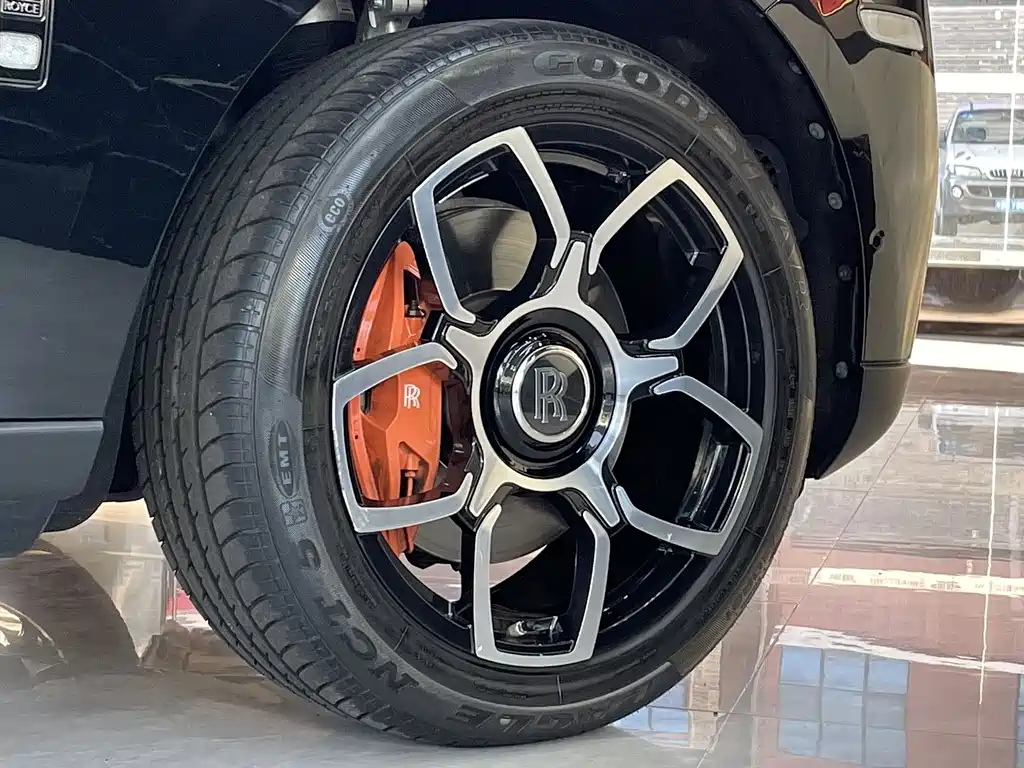 Rolls-Royce Cullinan 2021