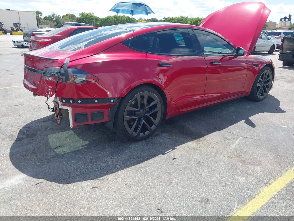 Tesla Model S 2021