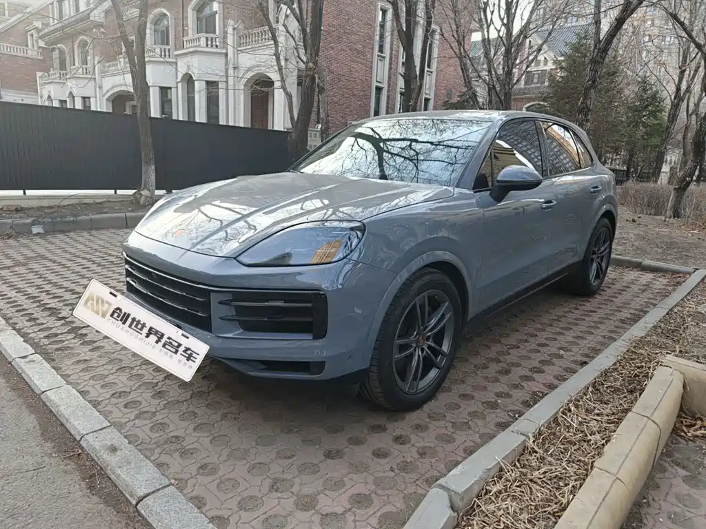 Porsche Cayenne 2024