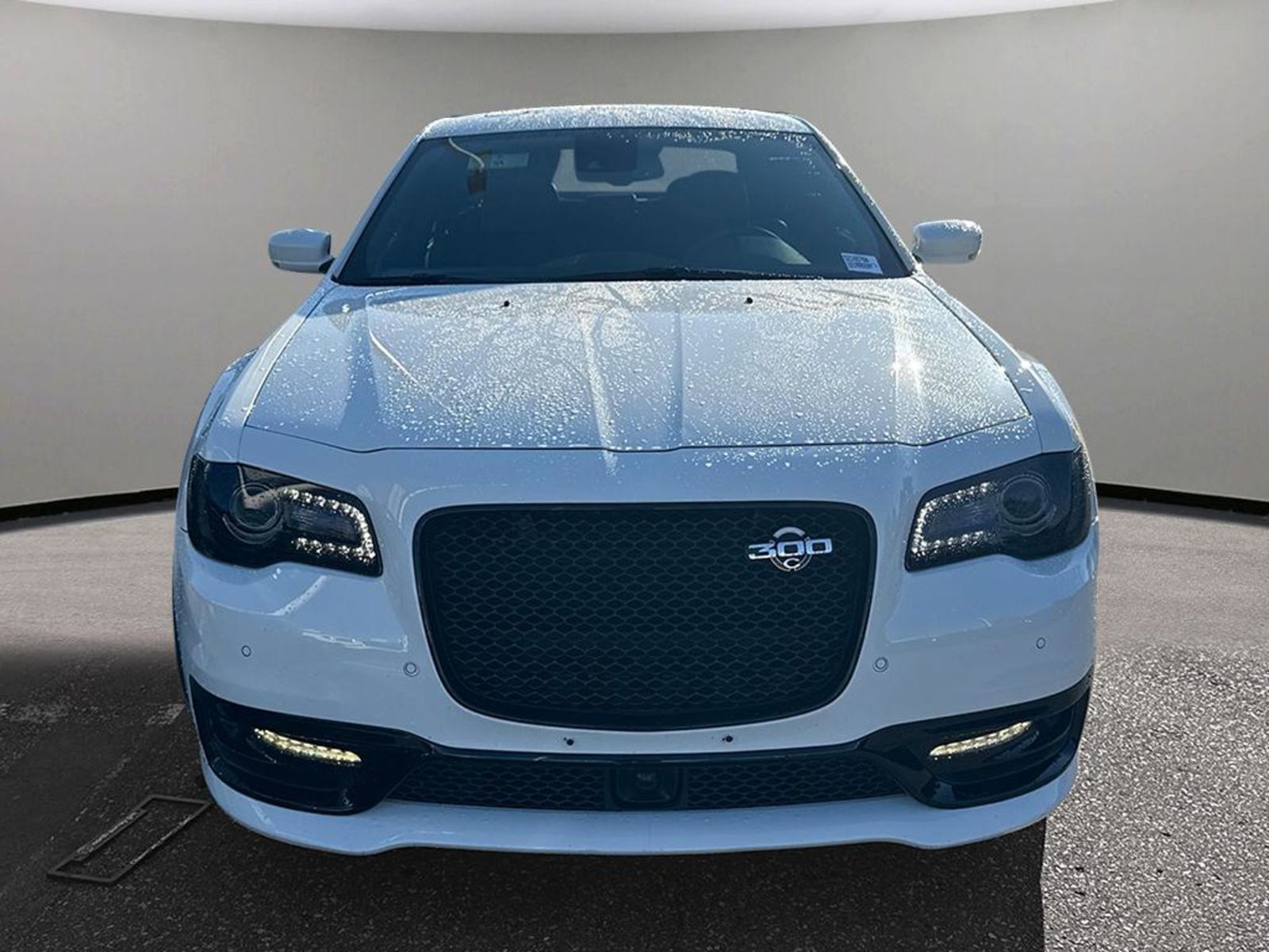 Chrysler 300 2023