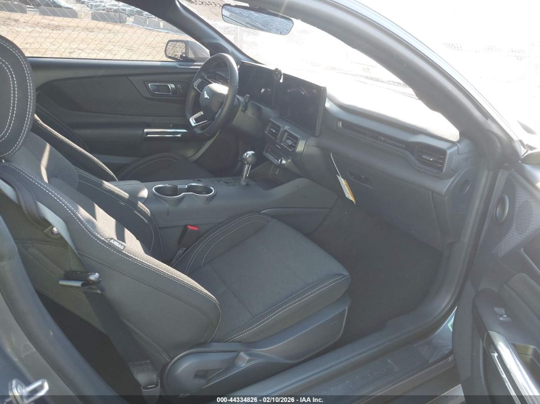Ford Mustang 2025