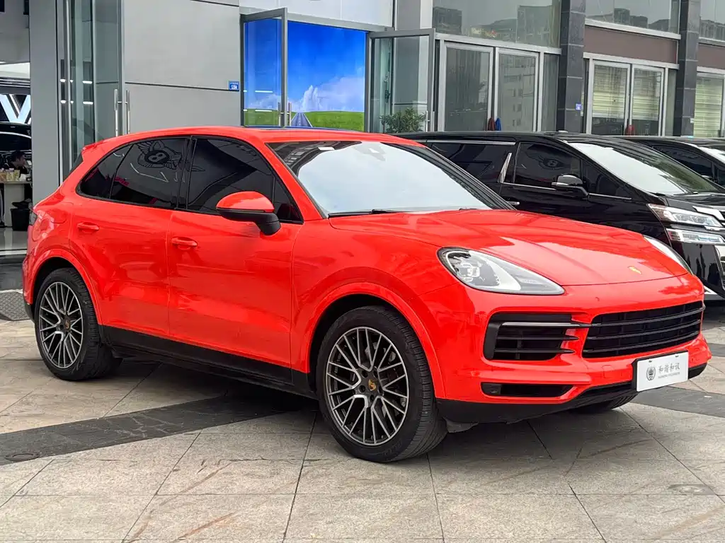 Porsche Cayenne 2021