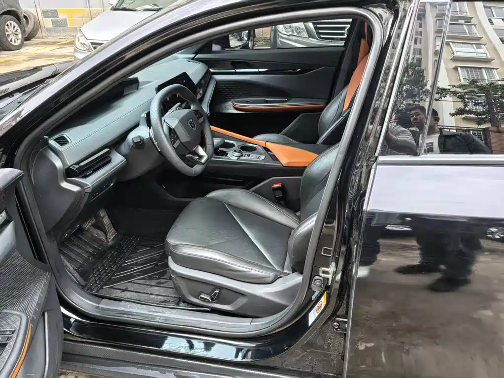 Changan UNI-V 2022