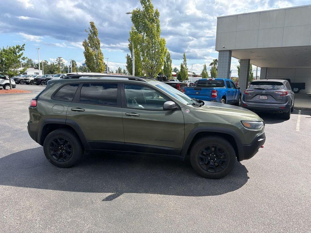 Jeep Cherokee 2021