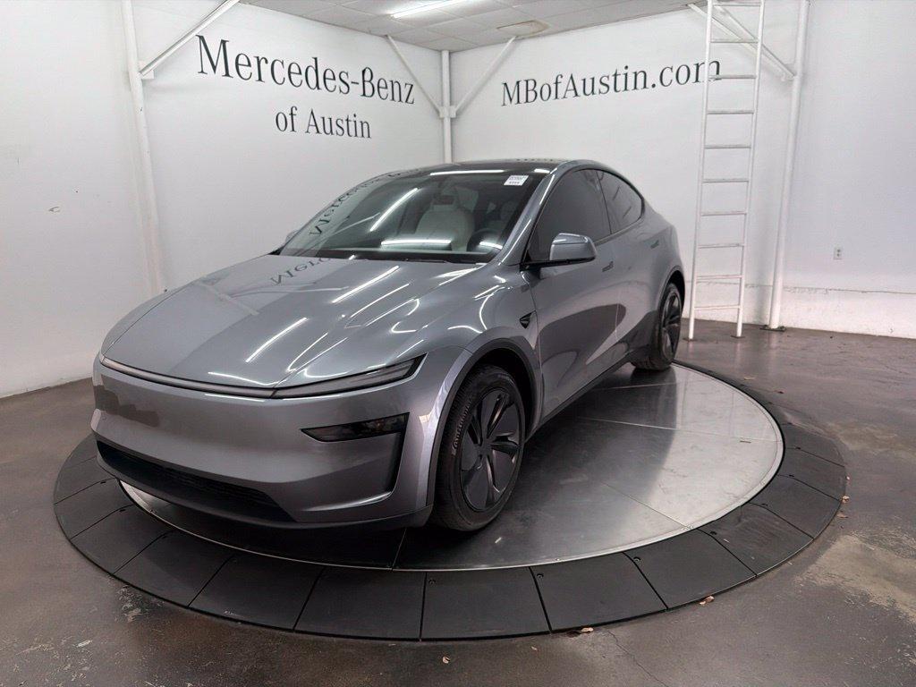 Tesla Model Y 2026