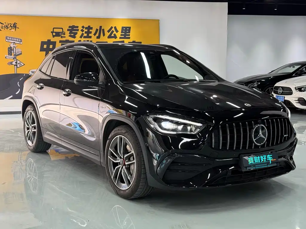 Mercedes-Benz GLA AMG 2022