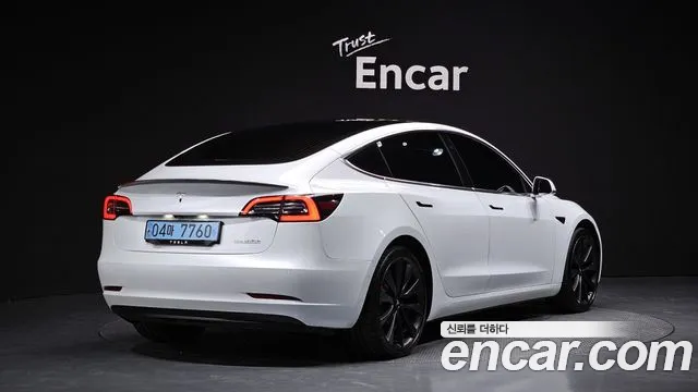 Tesla Model 3 2020