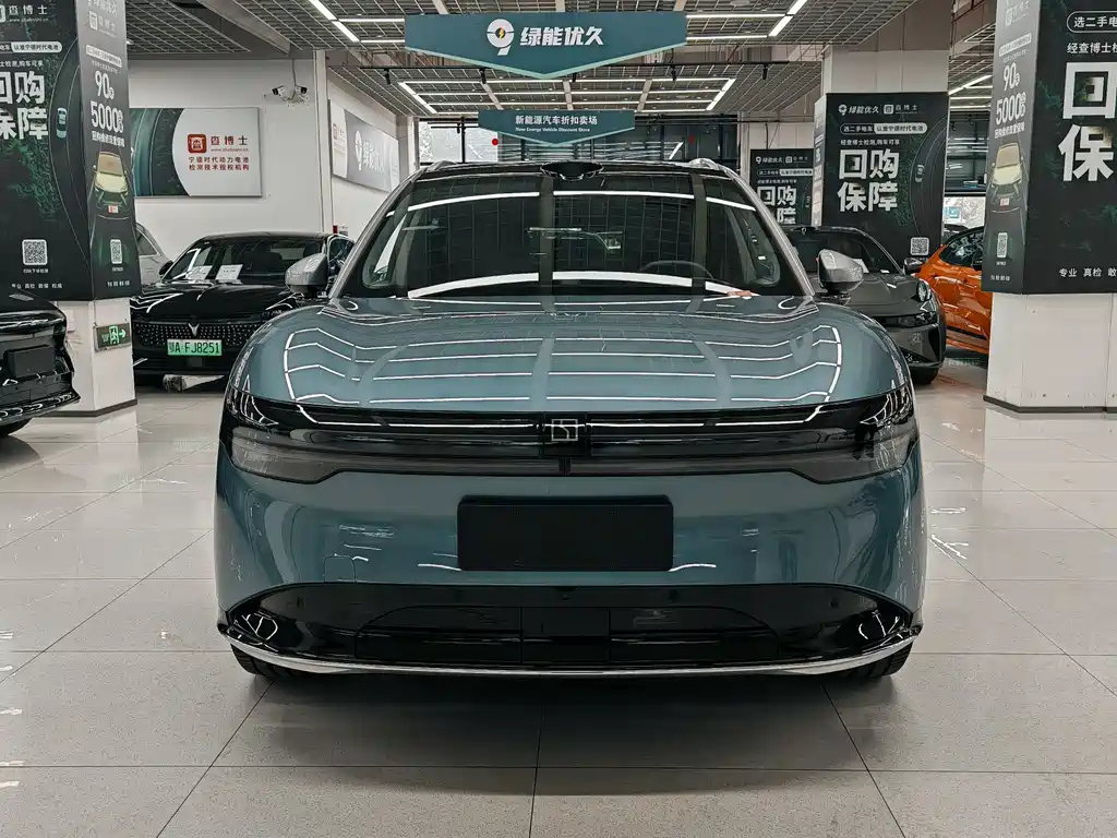 Zeekr 7X 2024