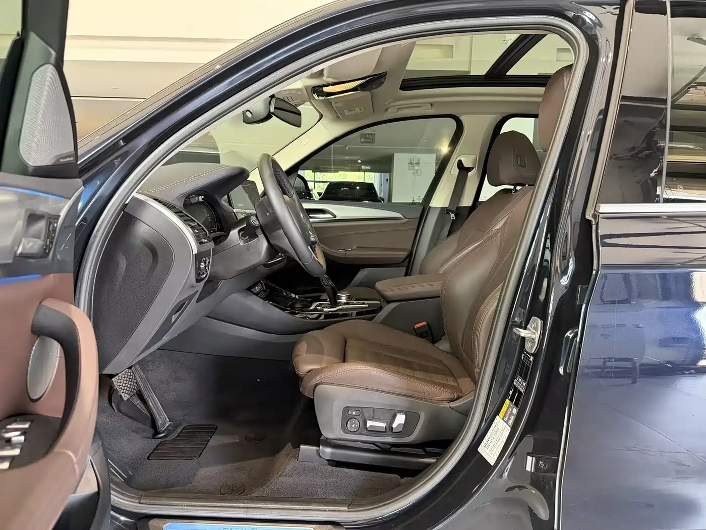 BMW iX3 2021