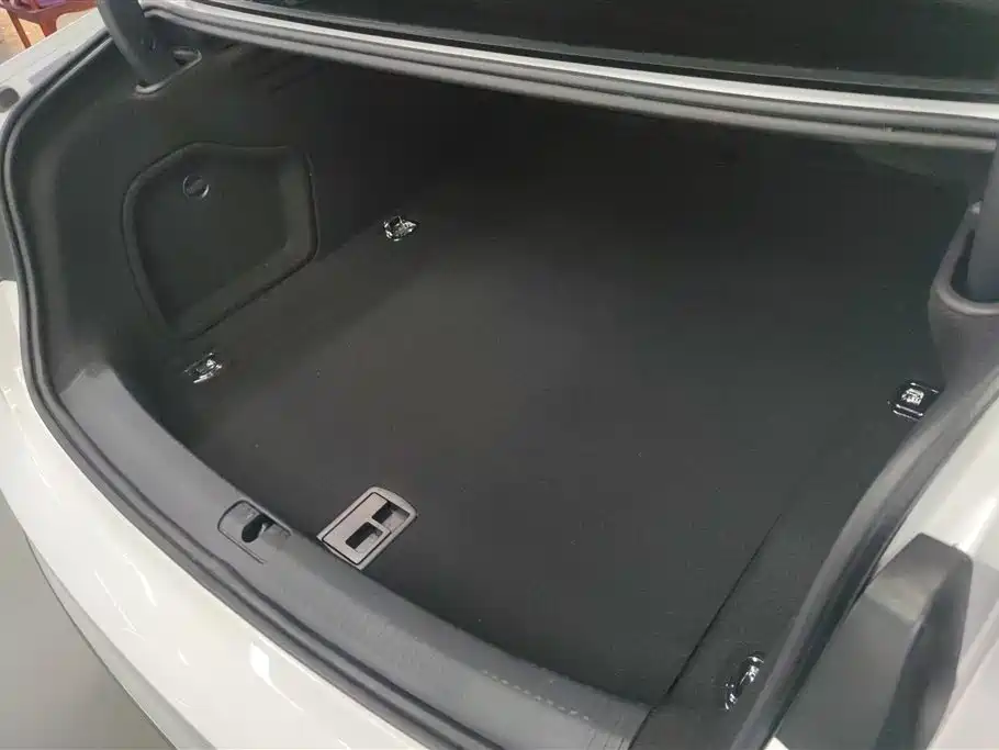 Audi A4 2021