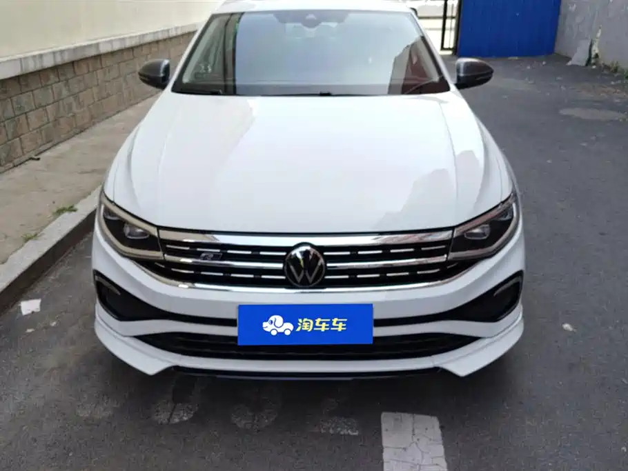 Volkswagen Bora 2023