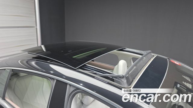 Mercedes-Benz EQE 2023