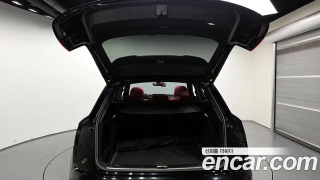 Audi SQ5 2021