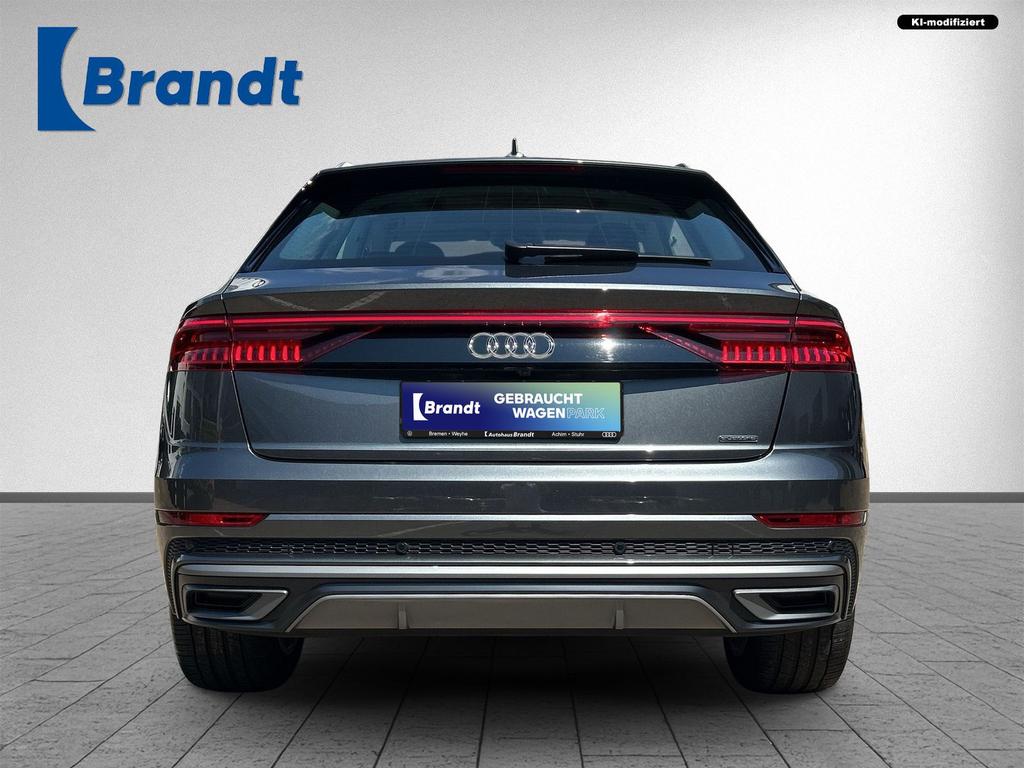 Audi Q8 2023