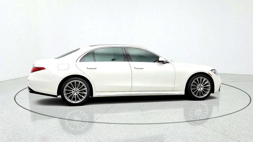 Mercedes-Benz S-Класс 2022