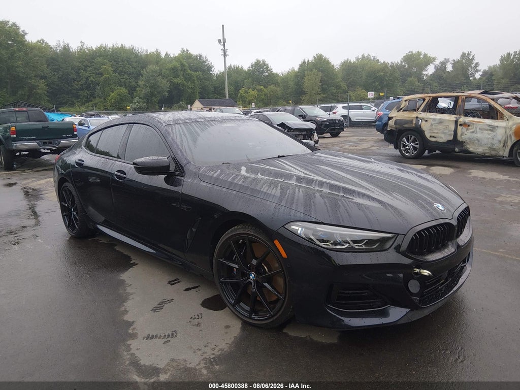 BMW 8 серии 2024