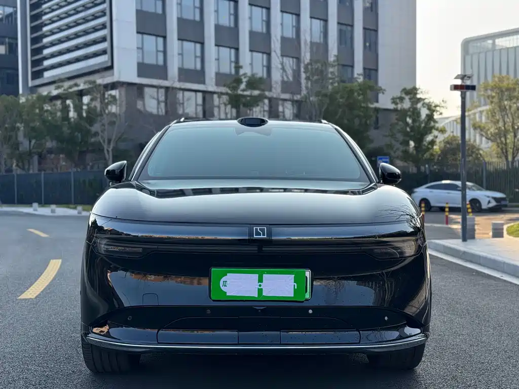 Zeekr 7X 2024