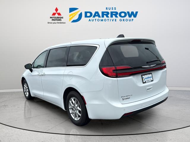 Chrysler Pacifica 2024