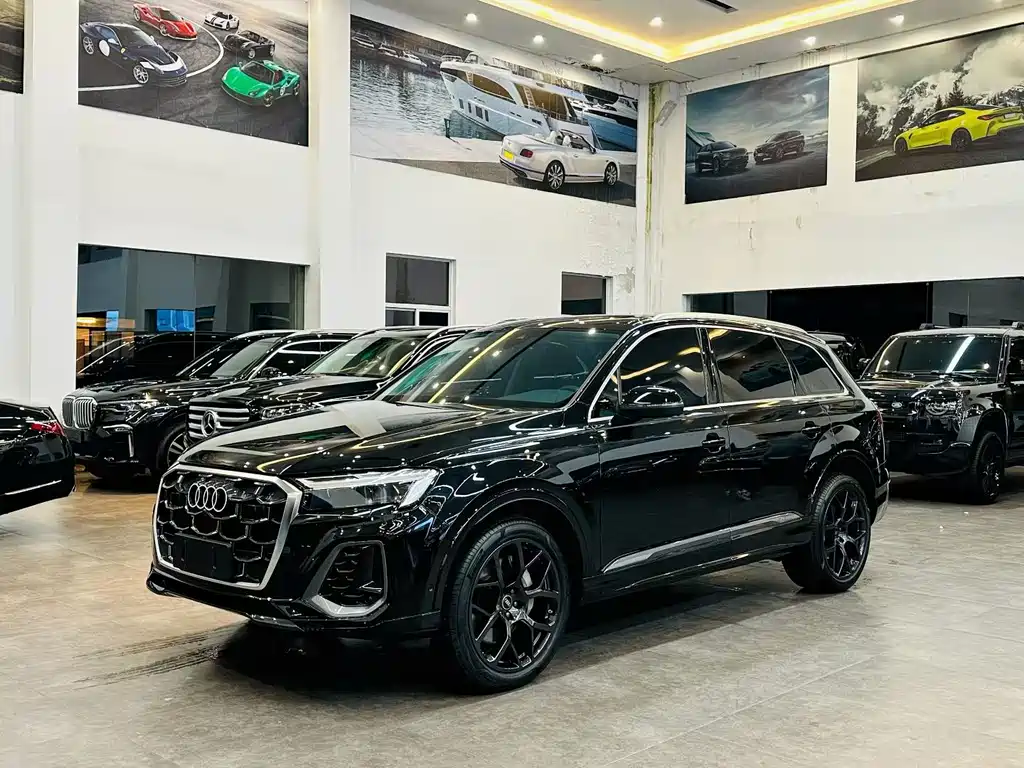 Audi Q7 2024