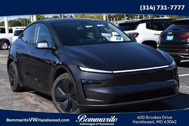 Tesla Model Y 2026
