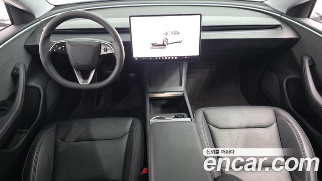 Tesla Model 3 2024