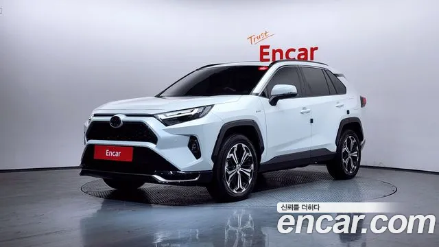 Toyota RAV4 2025