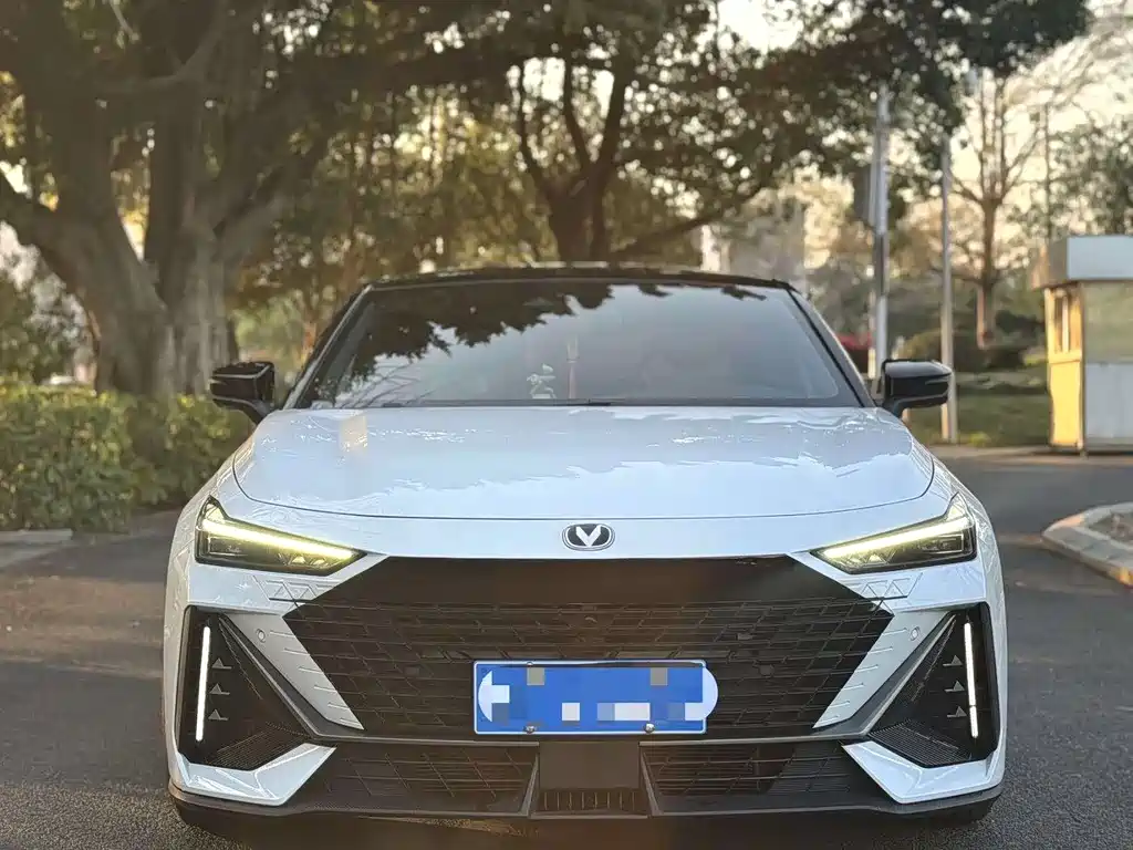 Changan UNI-V 2023