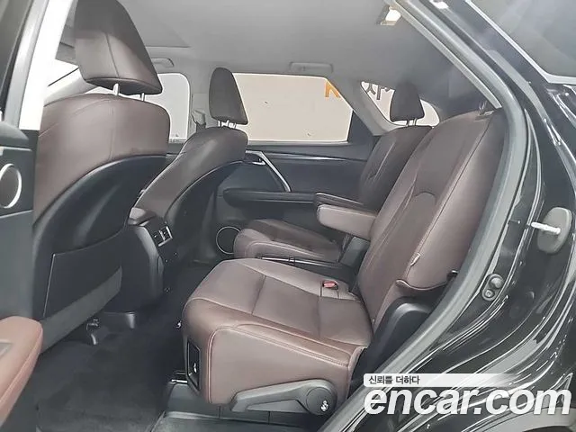 Lexus RX 2021