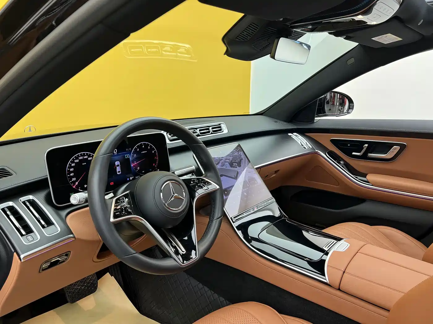 Mercedes-Benz S-Класс 2025