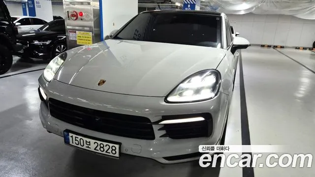 Porsche Cayenne 2021