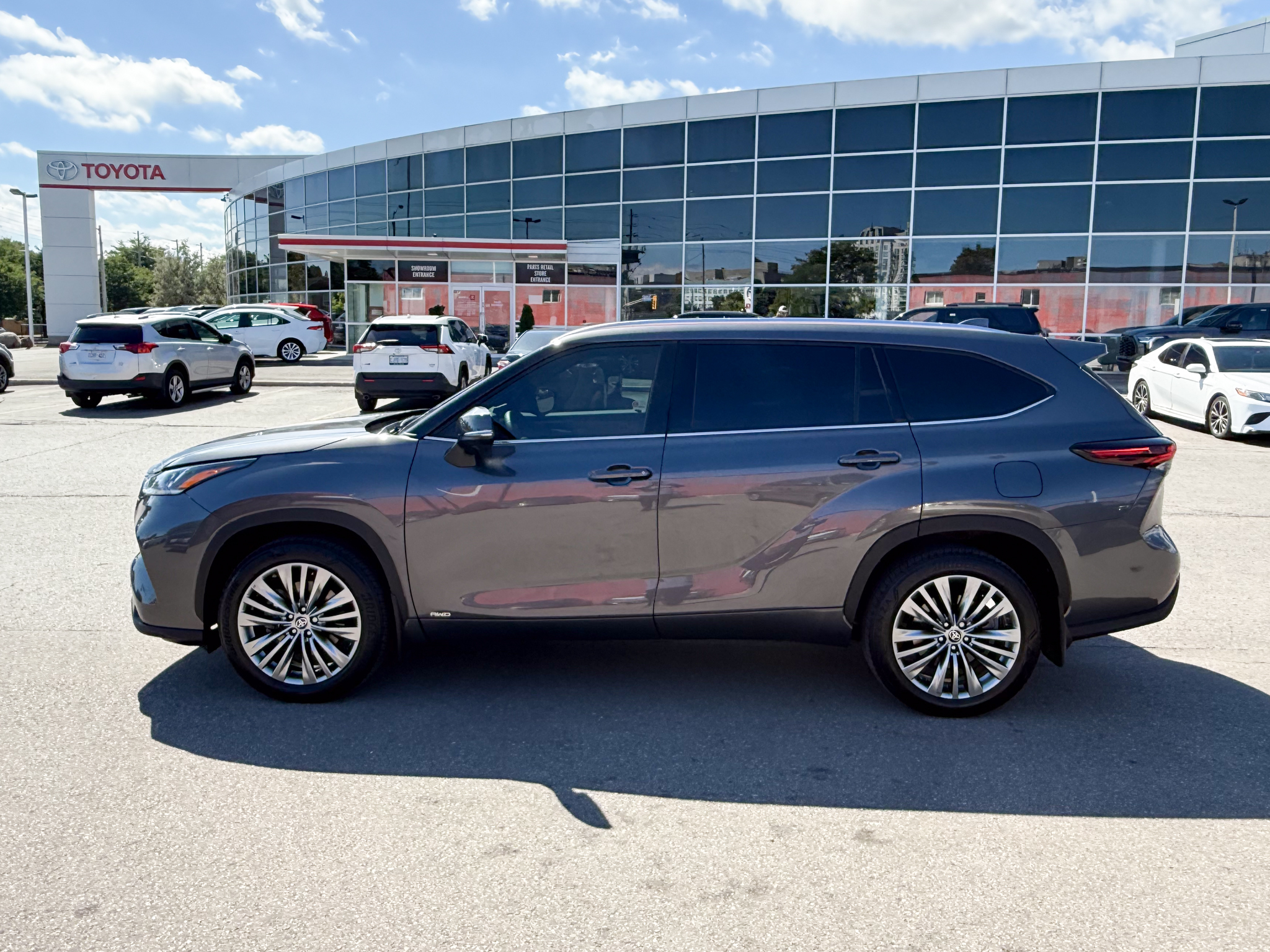 Toyota Highlander 2024