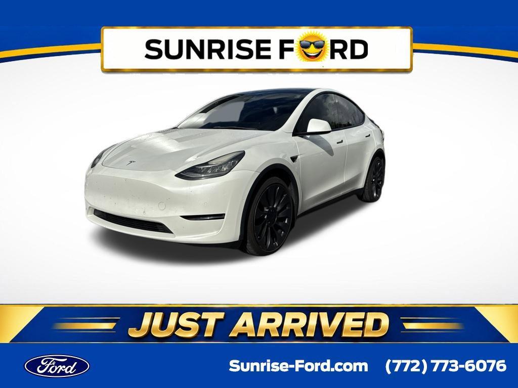 Tesla Model Y 2022