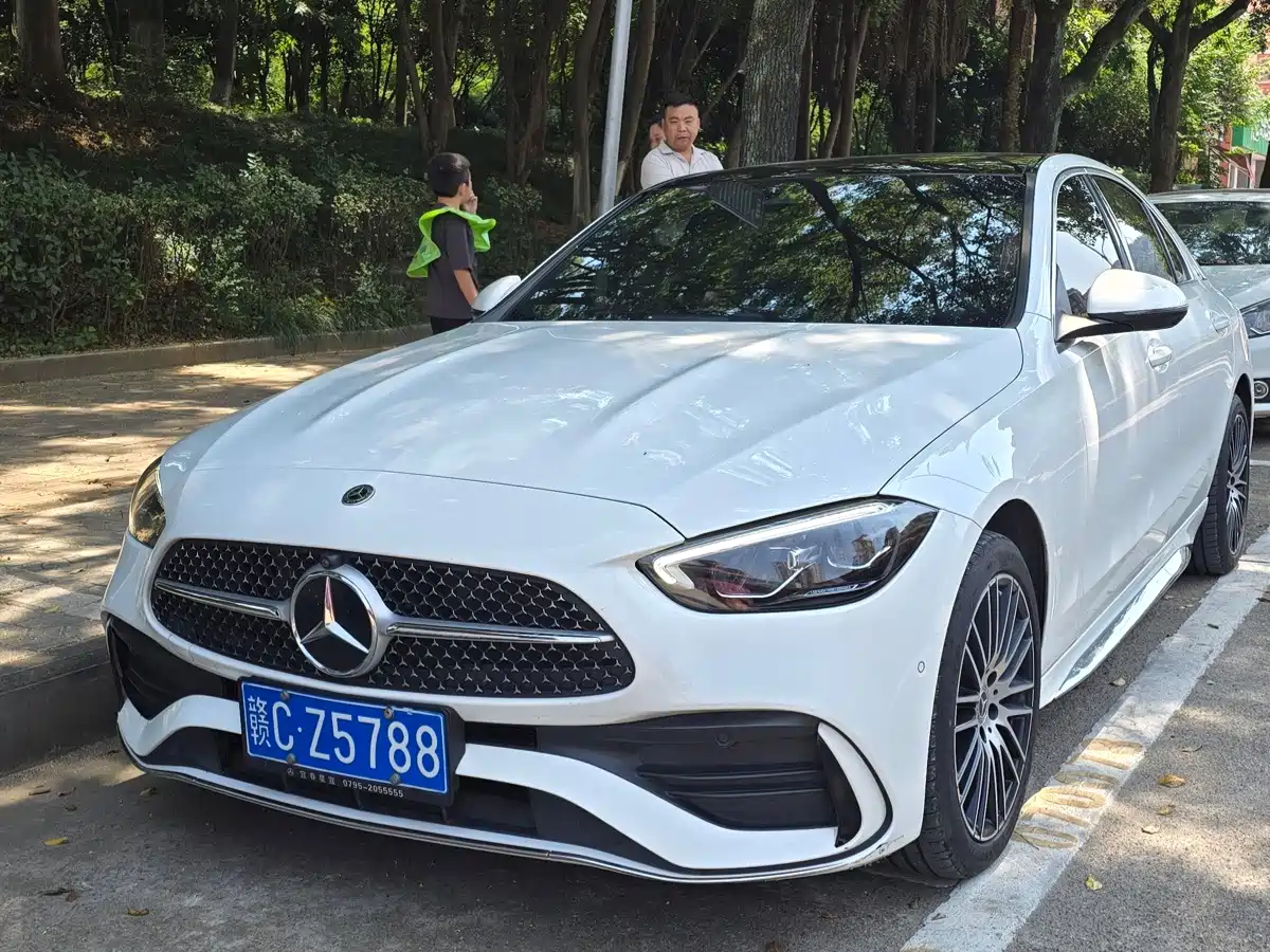 Mercedes-Benz C-Класс 2024
